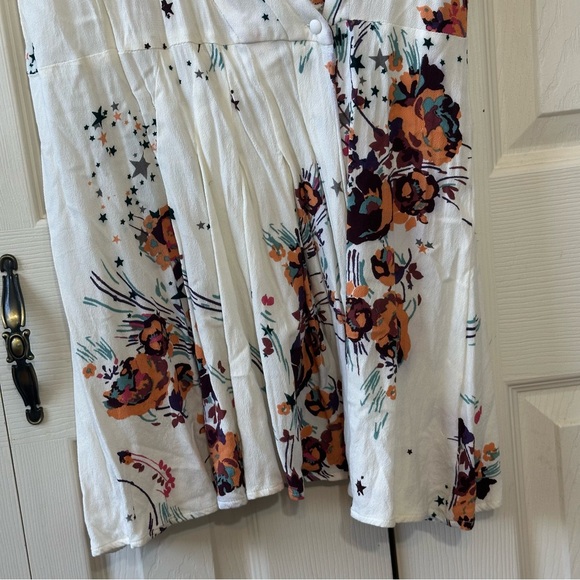 Free People Back to the Basics Floral Sleeveless Tunic Blouse Womens Size Large - Picture 5 of 9